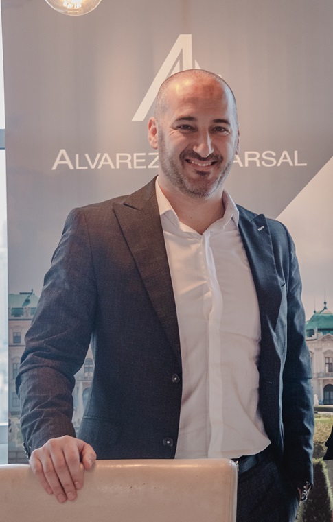 Nikola Avramović r
